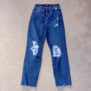 Hollister Ultra High-Rise Vintage Straight Jeans